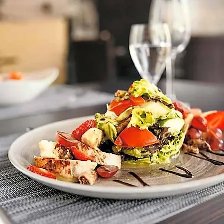 Lanzcarre Mannheim, A Member Of Radisson Individuals 4*